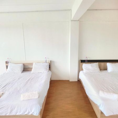 115 Townhouse Hotel Ban Khlong Krang Buitenkant foto